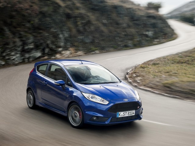 2013 Ford Fiesta ST (4).jpg